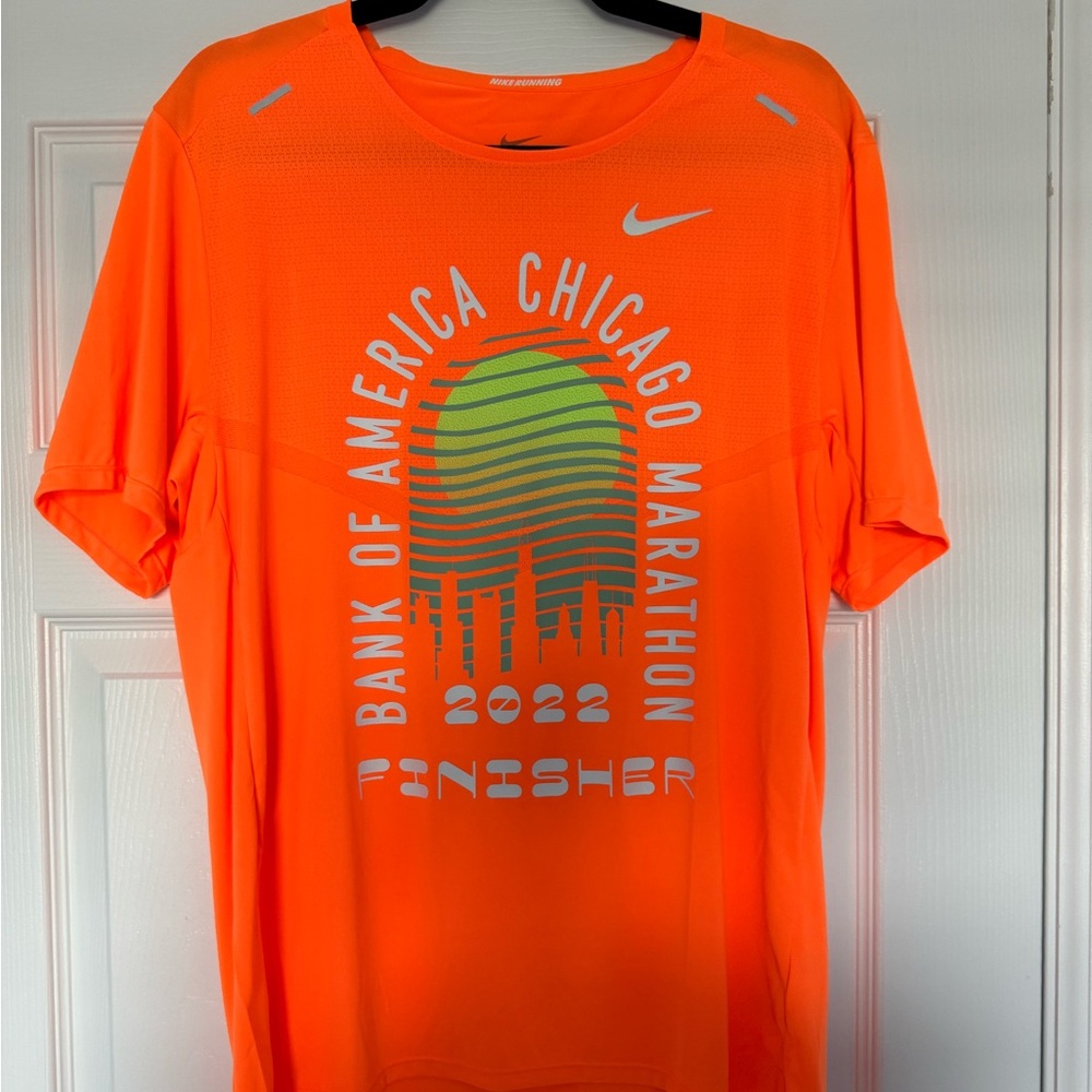 NIKE Chicago Marathon 2022 Finisher Shirt Running M